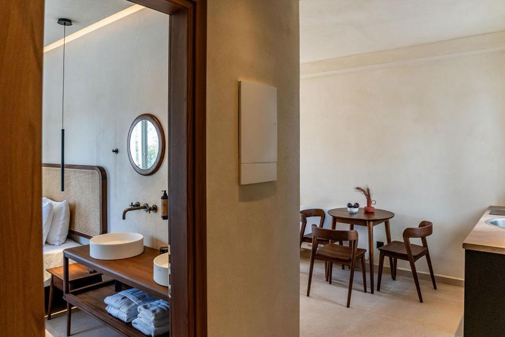 Peranosa The Residency Aparthotel Agios Georgios  ภายนอก รูปภาพ